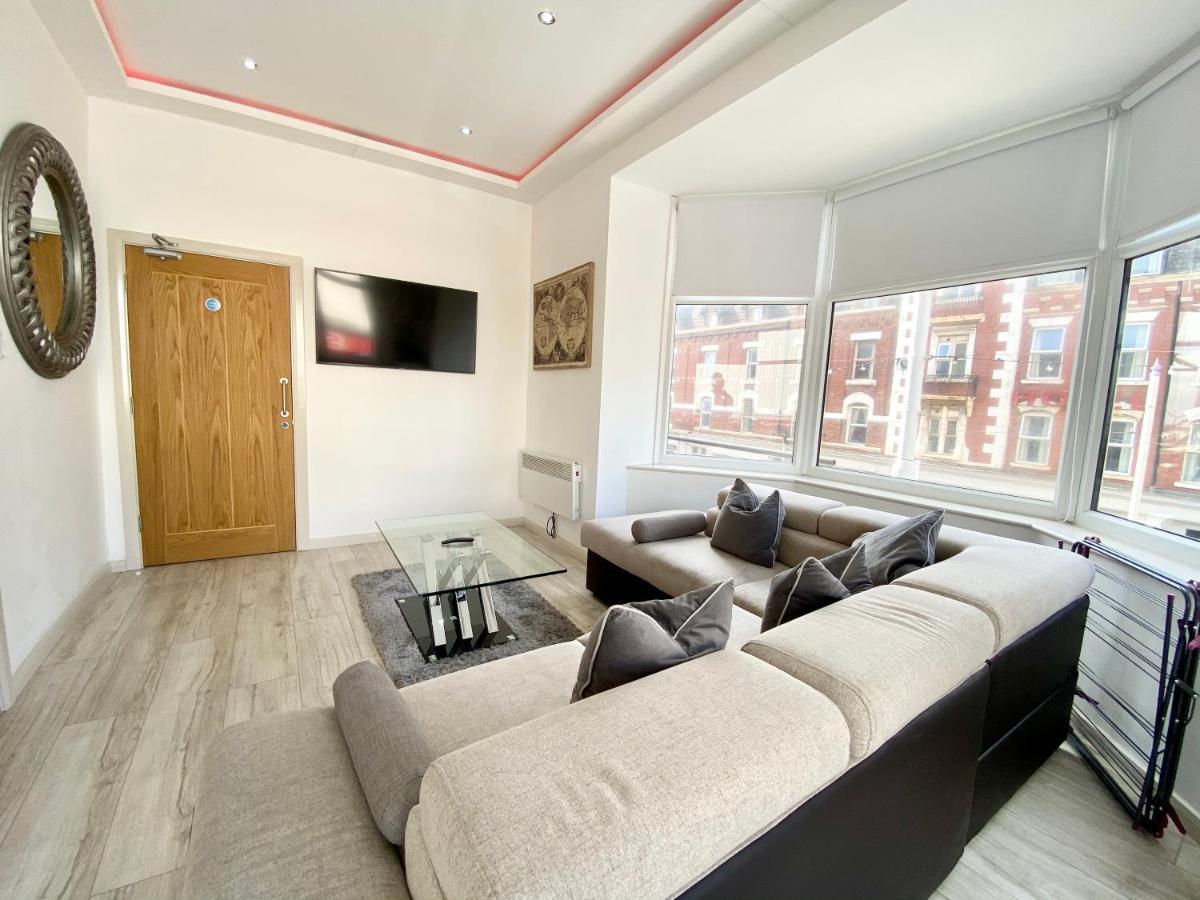 Princess Theatre Beach View Apartments By Blackpool Service Apartments 외부 사진
