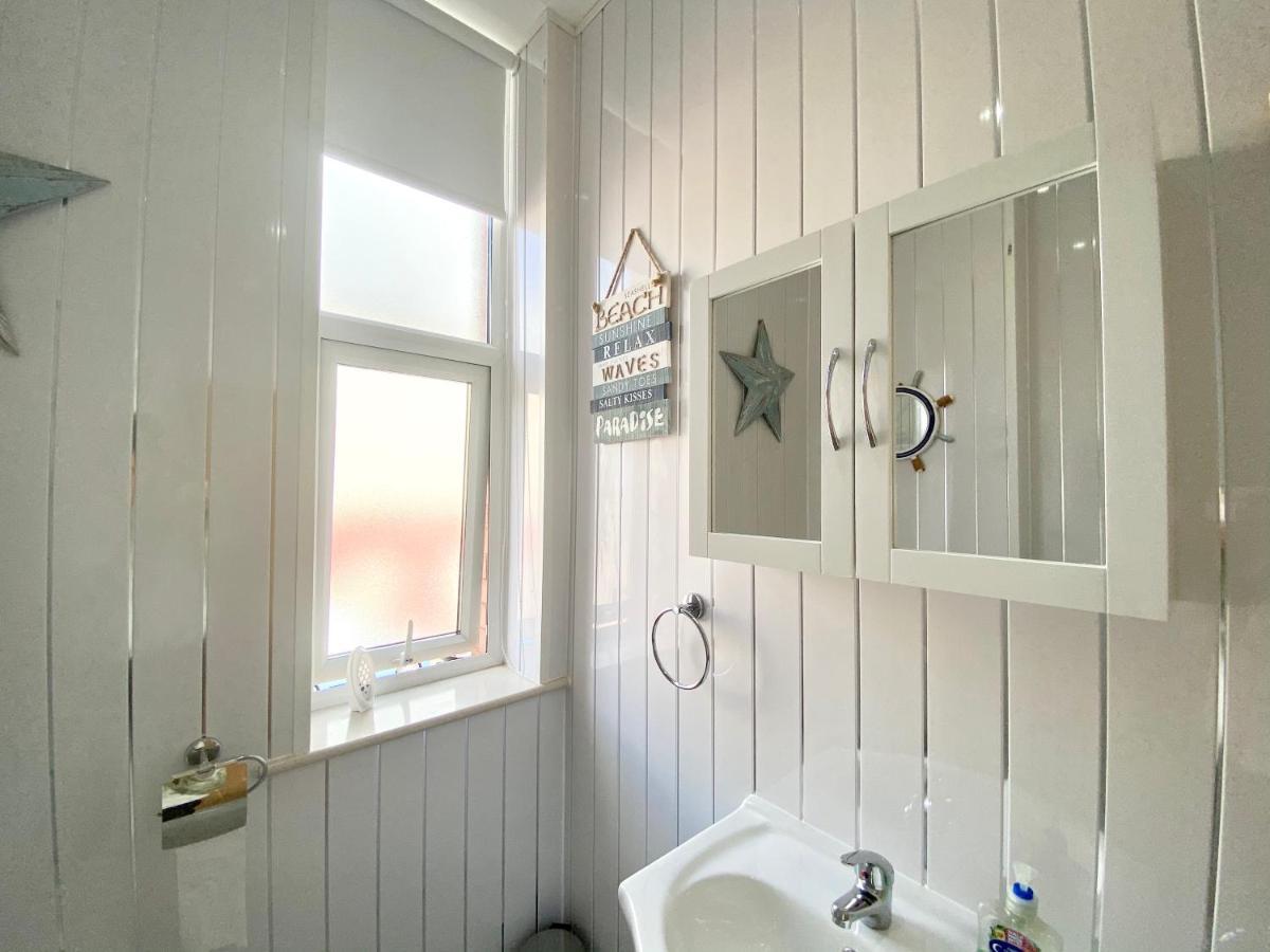 Princess Theatre Beach View Apartments By Blackpool Service Apartments 외부 사진